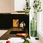 Apartment Cloitre De La Barge - L'elegant - 2min Centre & Cathedrale - 2 *