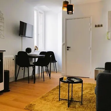 Apartman Cloitre De La Barge - L'elegant - 2min Centre & Cathedrale - 2 *